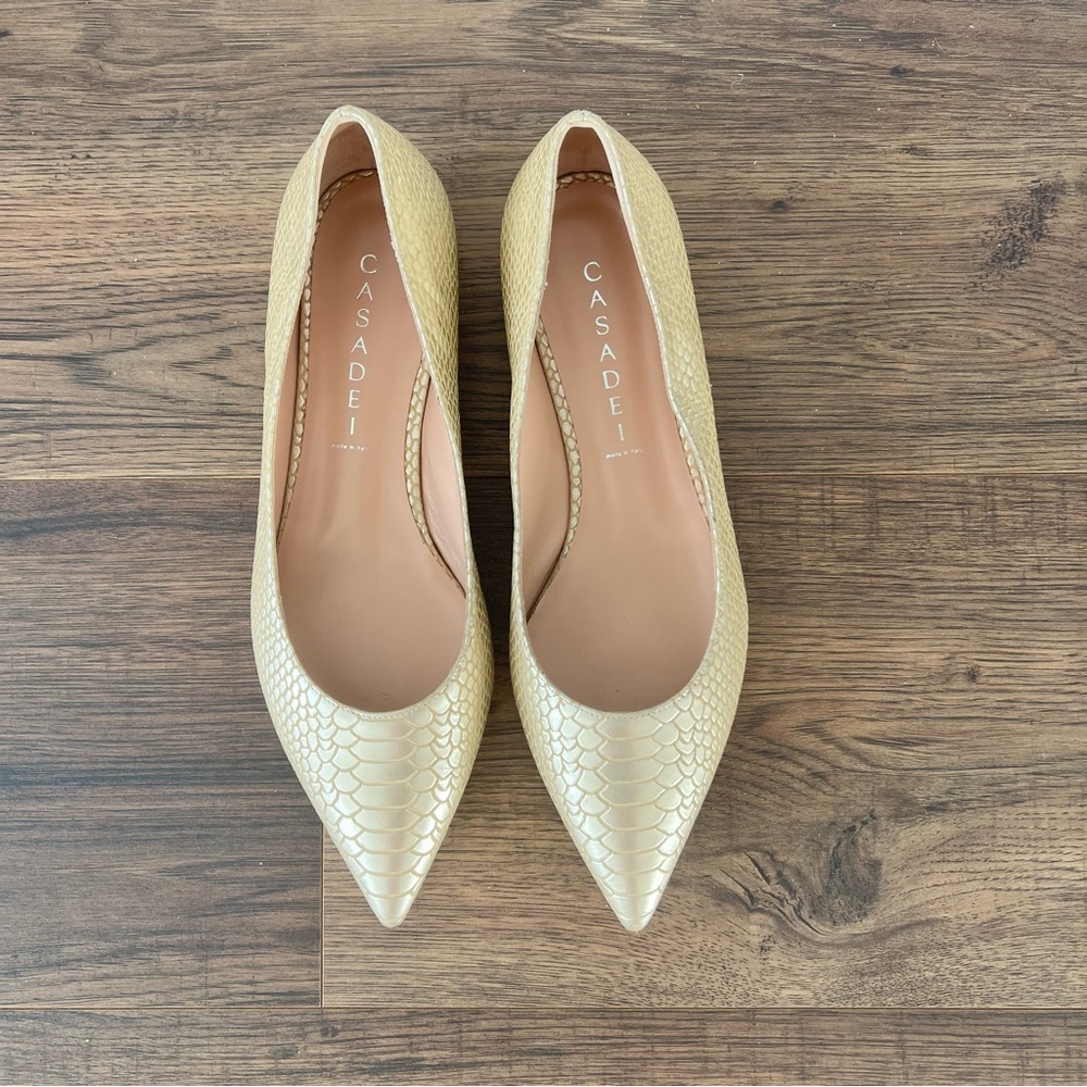 NEW! CASADEI metallic gold flats - Made in Italy- Size 7.5 US/37.5 EU